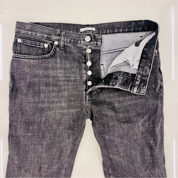 Dior Long Slim-Fit Jeans
Gray Cotton Denim - Picture 5 of 16
